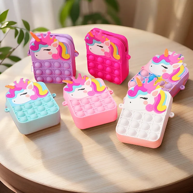 Mini Backpack Purse - Magiczna, zmieniająca kolor jednorożec - tęczowy