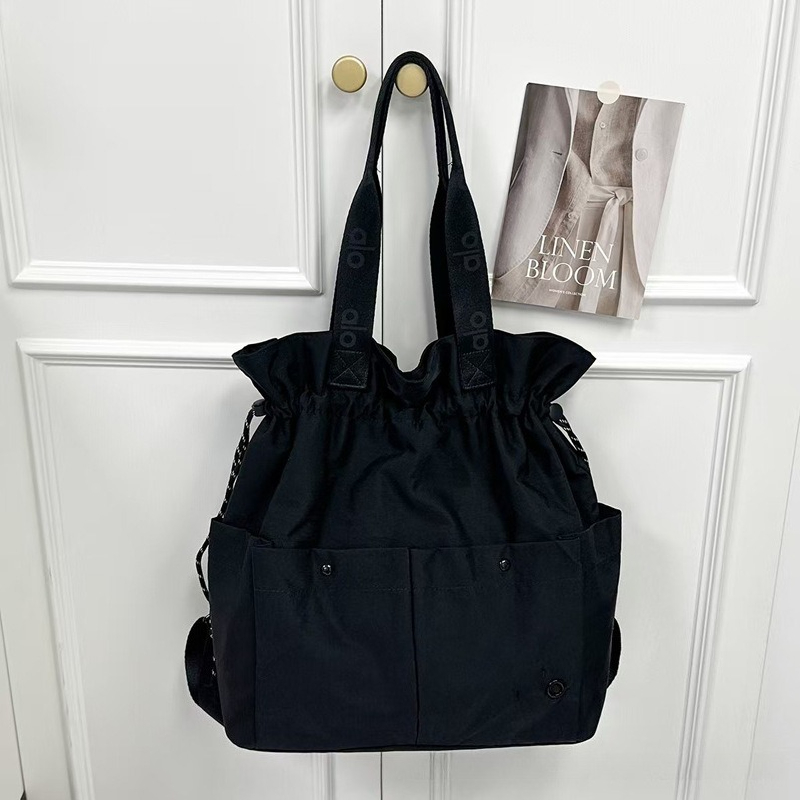 Torba na ramię z dużą pojemnoś – Drawstring Gym Bag recenzja i cena